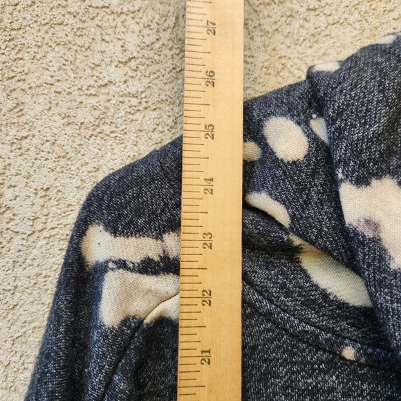 Women's Cropped Sweater Medium Blue  Grunge Safety Pins Bleach Spotted Boho Top - Picture 9 of 9